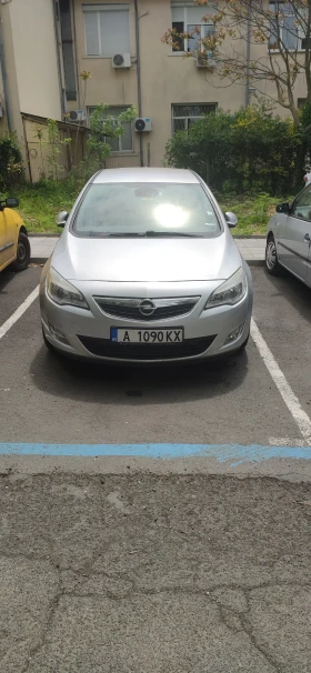 Opel Astra 1.7 cdti, снимка 1