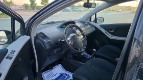 Toyota Yaris БЕЗУПРЕЧНА , снимка 6