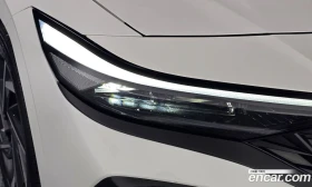 Hyundai Elantra 1.6 Inspiration, снимка 8