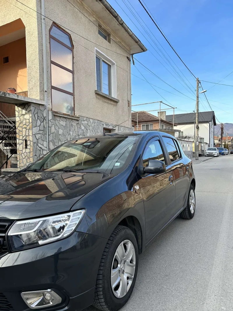 Dacia Sandero, снимка 2 - Автомобили и джипове - 47056528