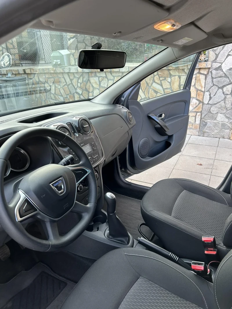 Dacia Sandero, снимка 7 - Автомобили и джипове - 47056528