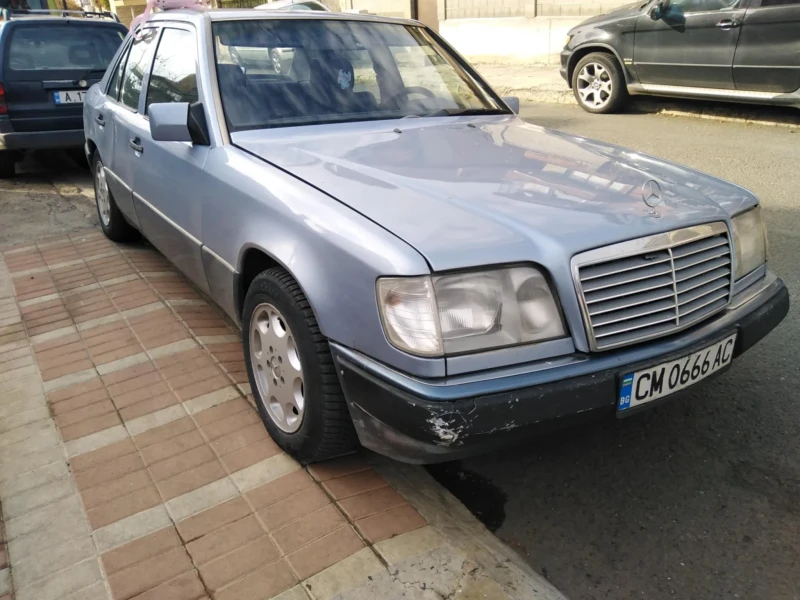 Mercedes-Benz 124 2.5д, снимка 12 - Автомобили и джипове - 48359214