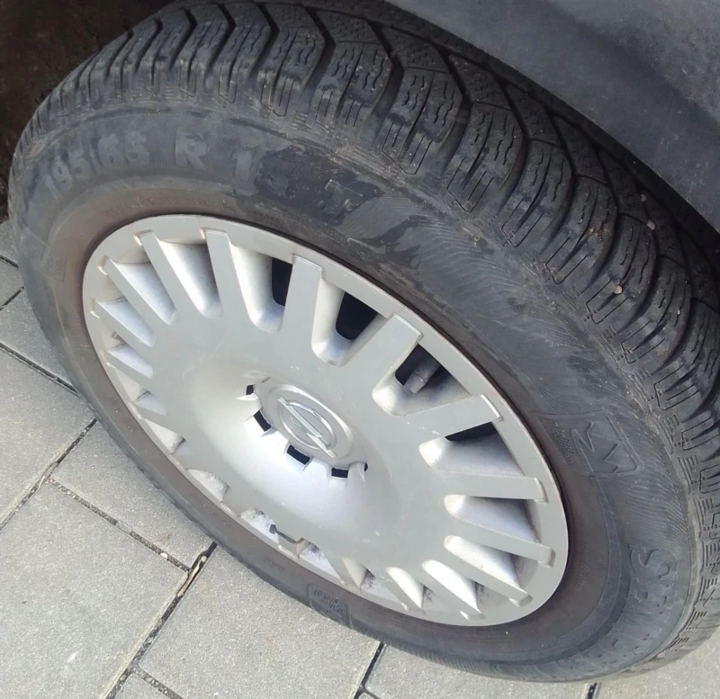 Opel Astra, снимка 12 - Автомобили и джипове - 52003456