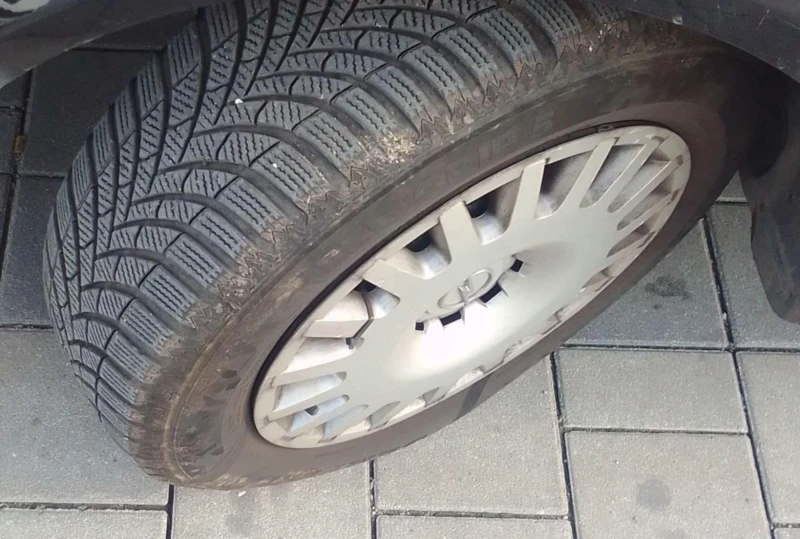 Opel Astra, снимка 13 - Автомобили и джипове - 52003456