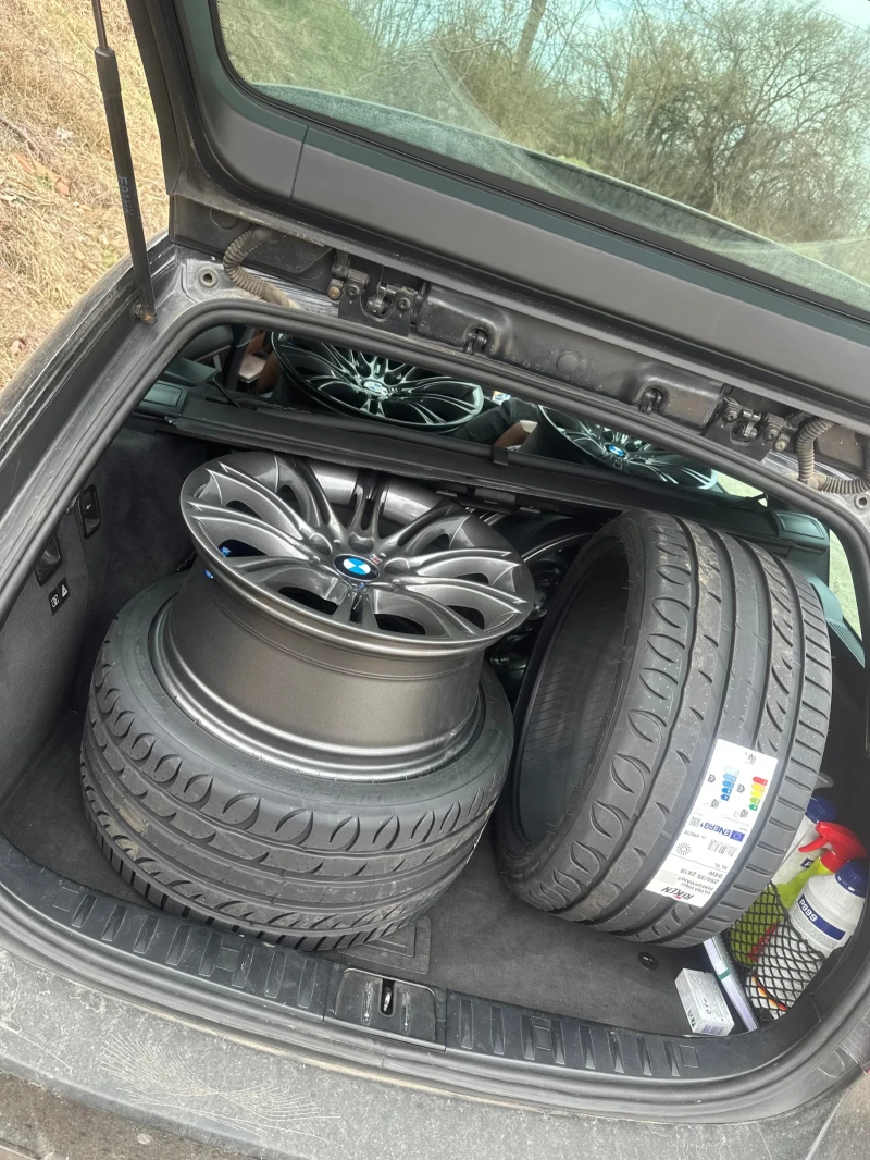 BMW 335, снимка 13 - Автомобили и джипове - 52915309