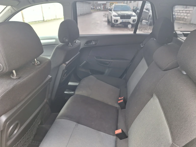Opel Astra H, снимка 11 - Автомобили и джипове - 53406626