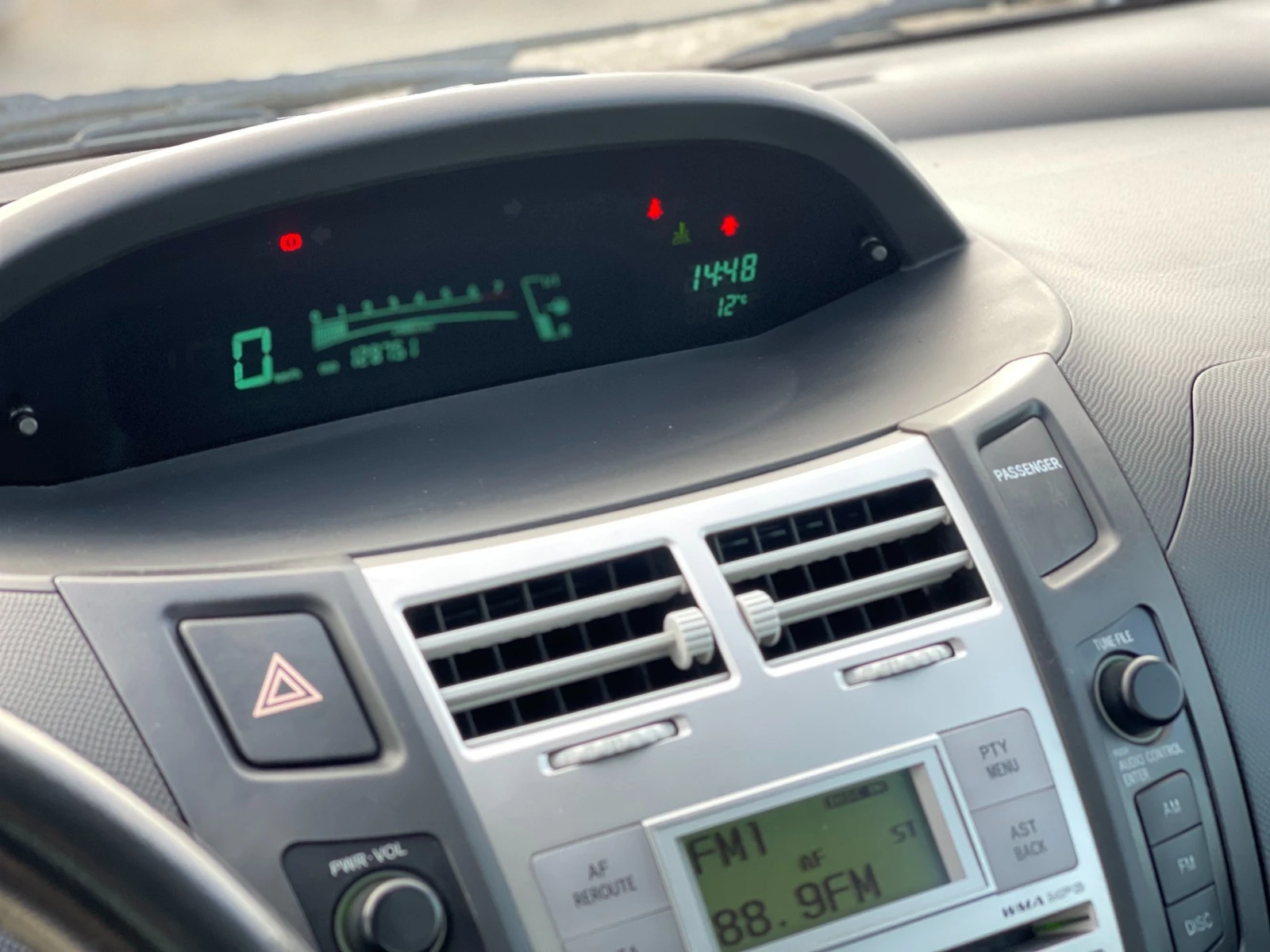Toyota Yaris 1.0 VVT-i | Mobile.bg — изображение 15