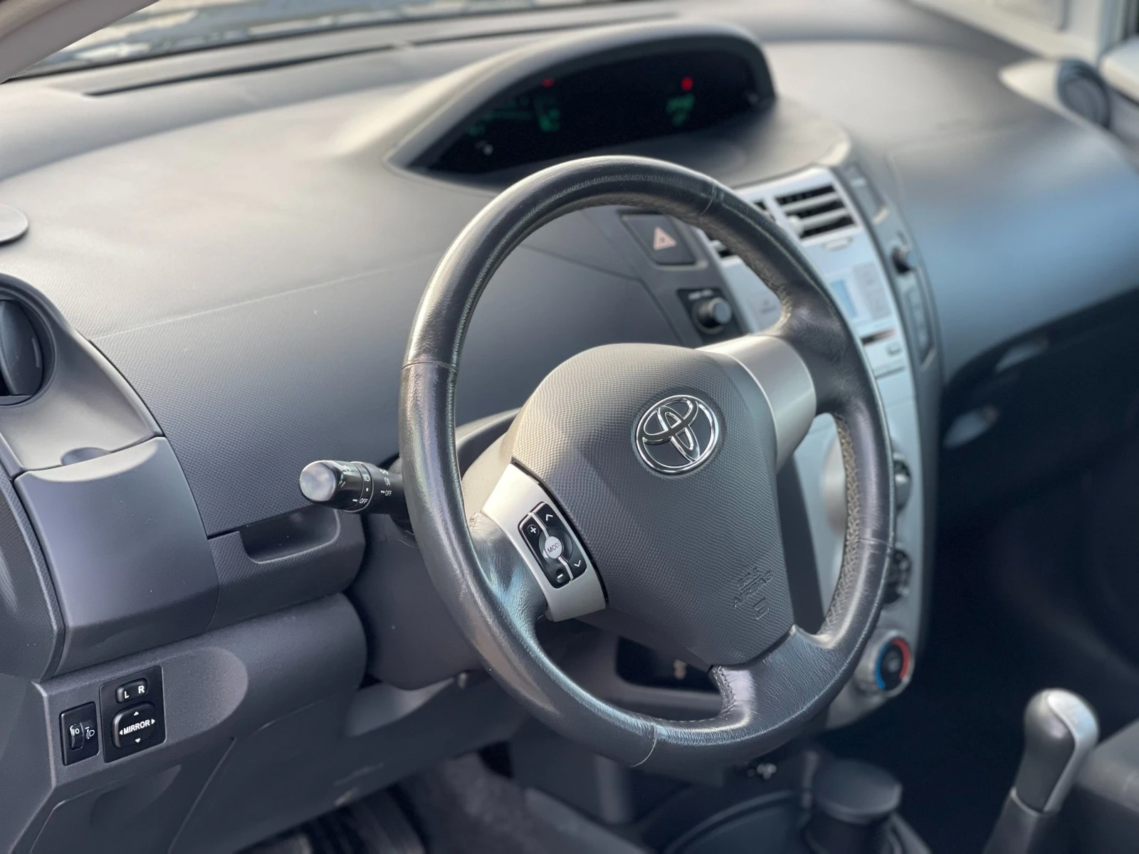 Toyota Yaris 1.0 VVT-i | Mobile.bg — изображение 14