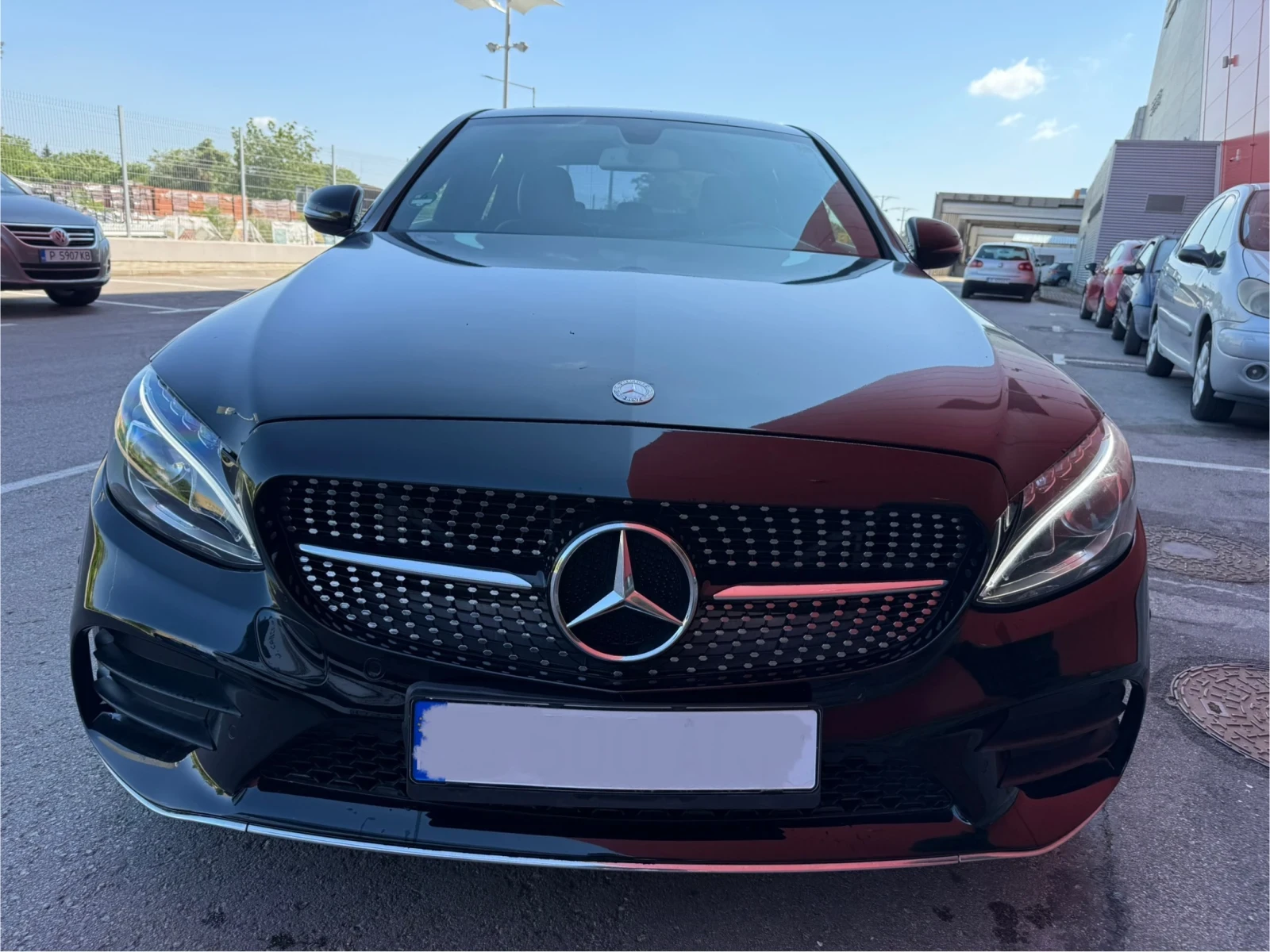 Mercedes-Benz C 220 AMG* БЕНЗИН* КОЖА* LED - изображение 2