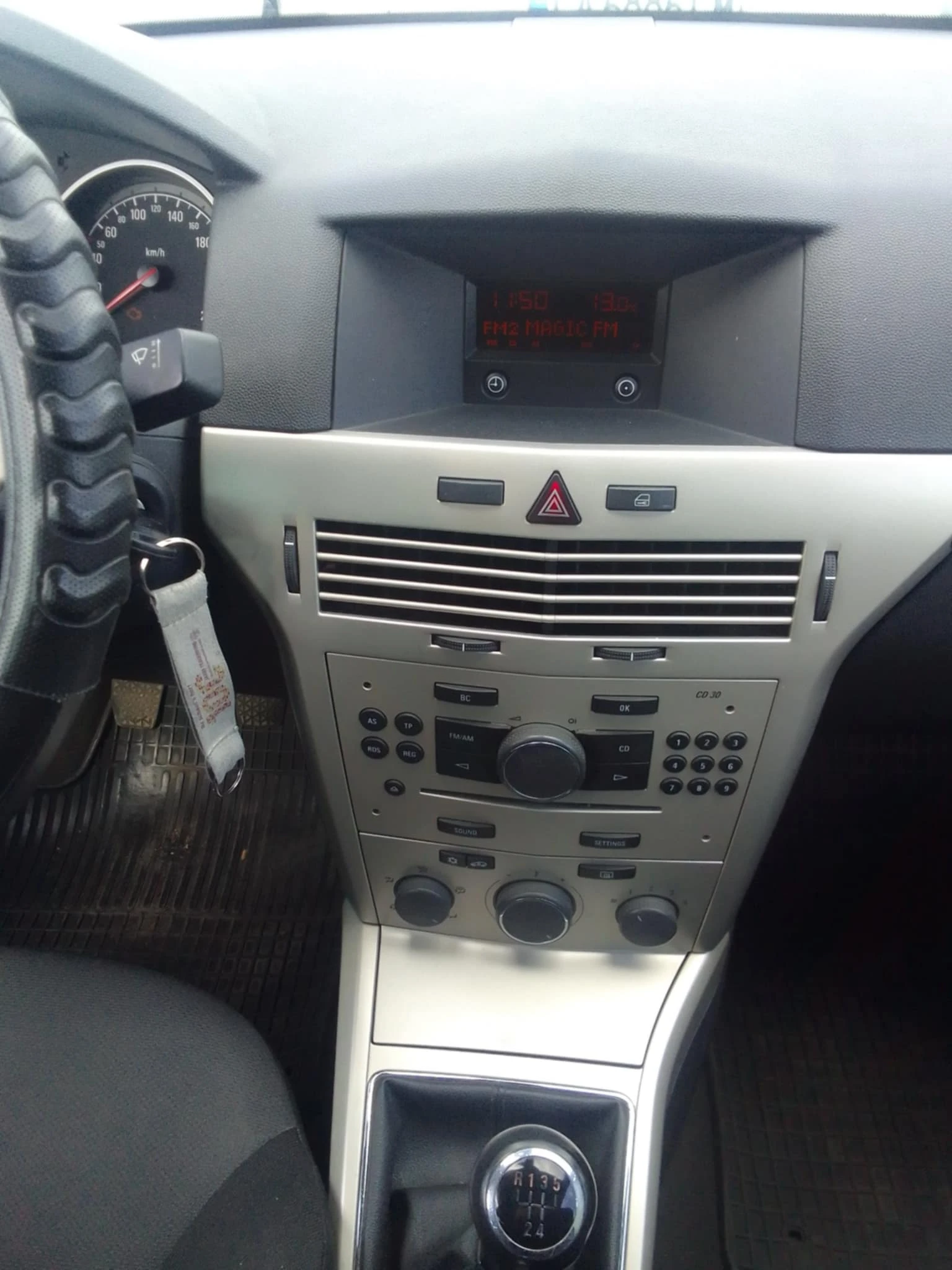 Opel Astra  - изображение 7