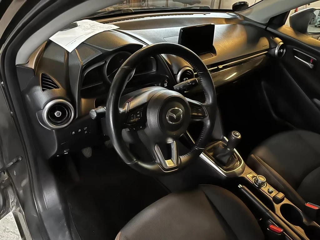 Mazda 2 1.5  Lim. Kizoku - изображение 8
