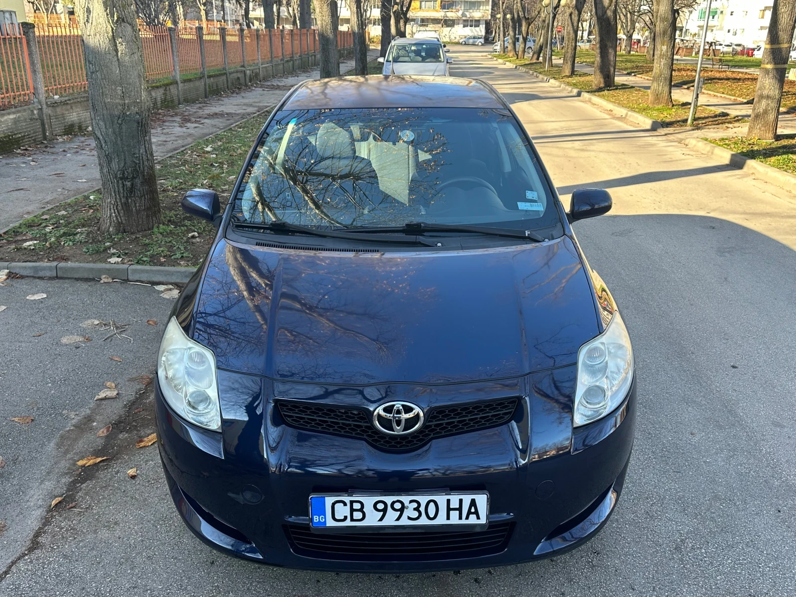 Toyota Auris 1.4 VVT-i - изображение 7