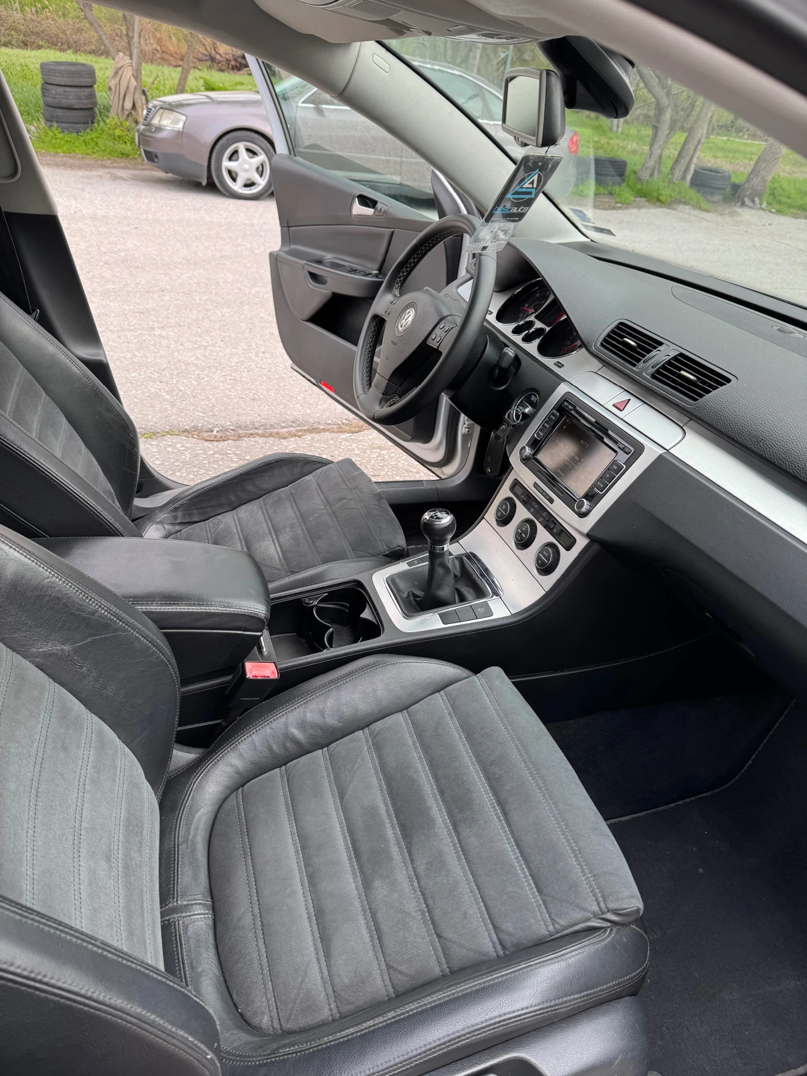 VW Passat  - изображение 7