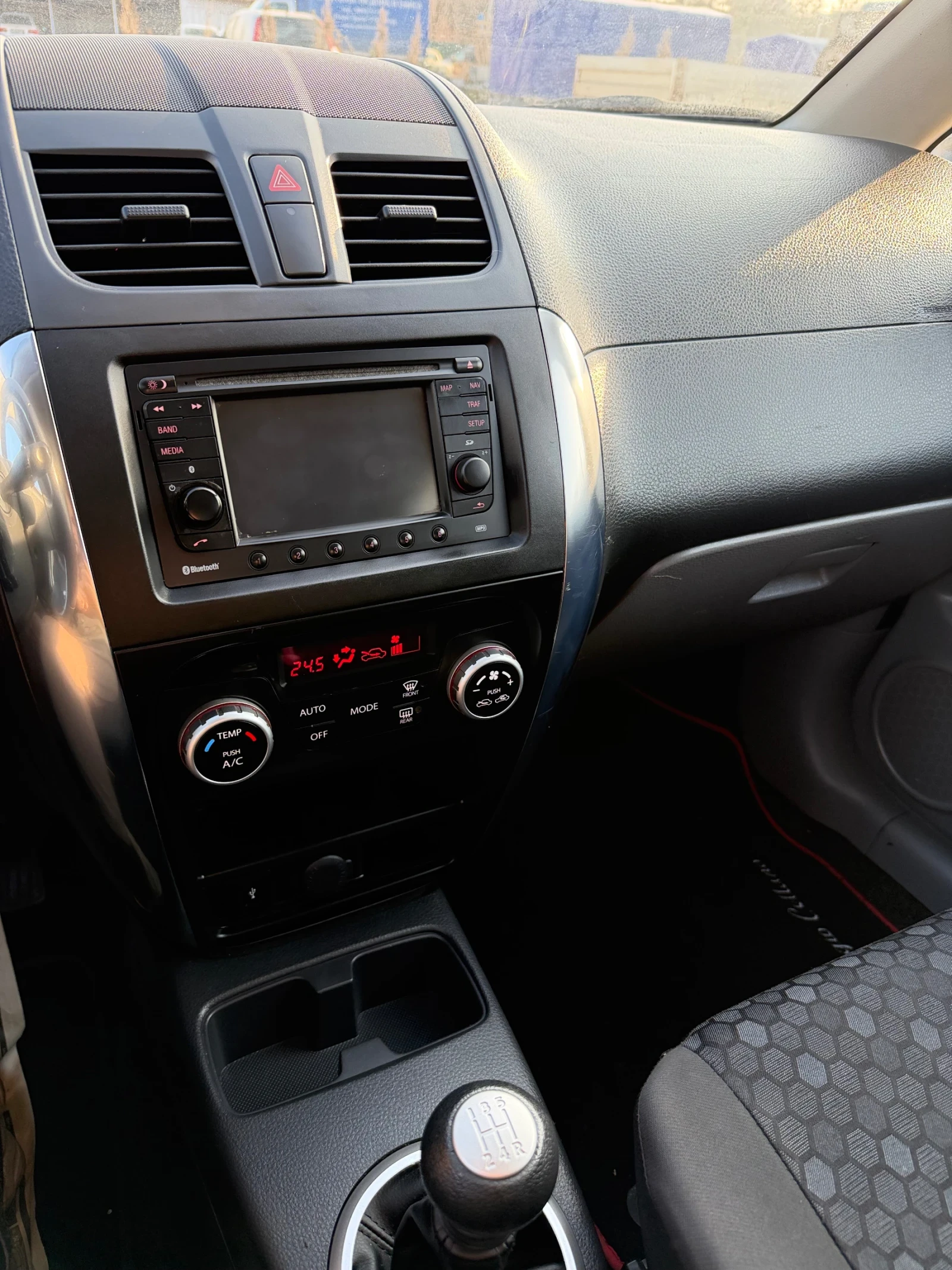 Suzuki SX4 1.6i 4x4 120�.�. | Mobile.bg � ����������� 13