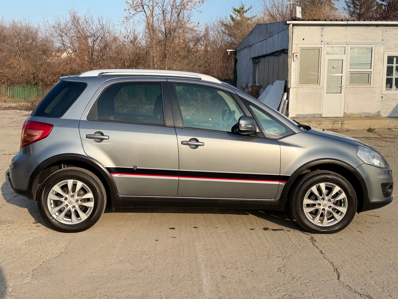 Suzuki SX4 1.6i 4x4 120к.с. - изображение 4