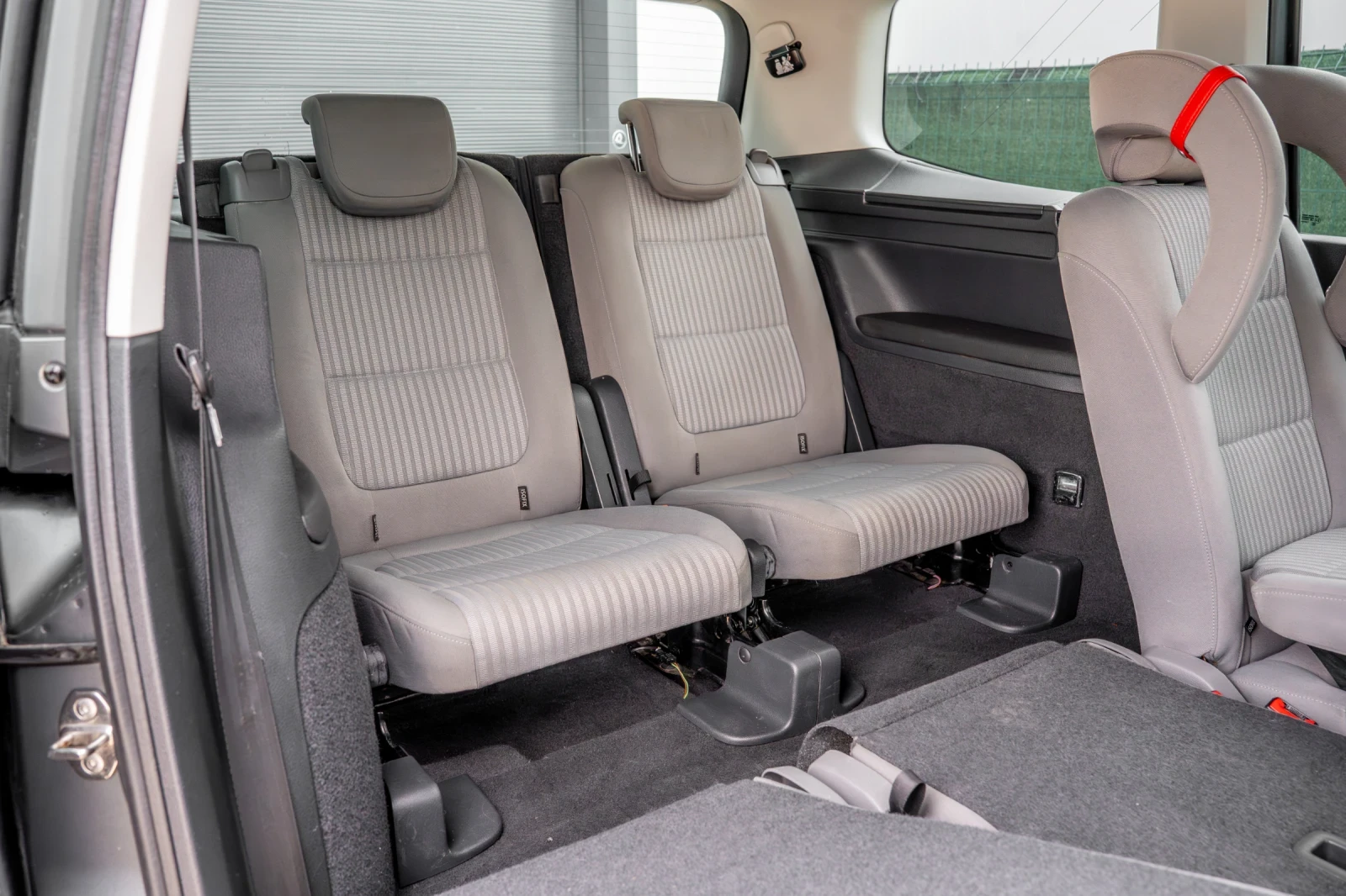 Seat Alhambra 7места 6ск , снимка 15 - Автомобили и джипове - 54020357