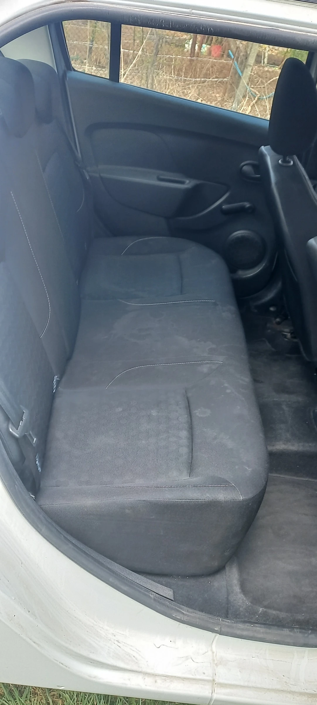 Dacia Logan 0.9 TCE, снимка 9 - Автомобили и джипове - 54235730