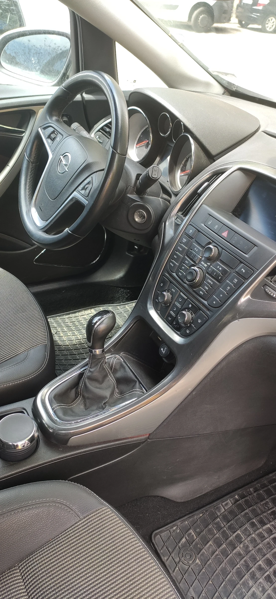 Opel Astra 1.7 cdti, снимка 7 - Автомобили и джипове - 54484964