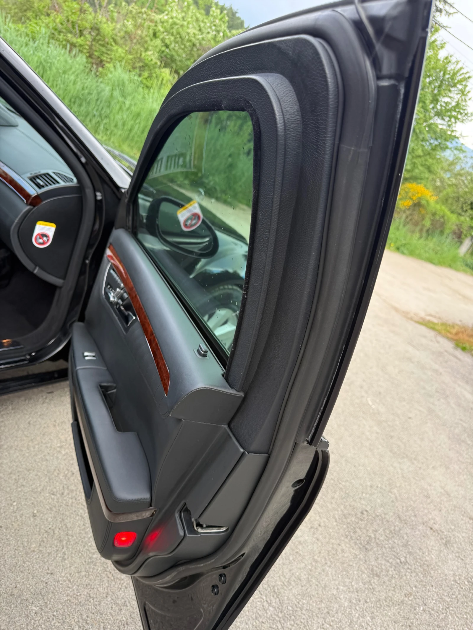 Mercedes-Benz S 600 БРОНИРАН* VR9* СЕРВИЗ* ЛИЗИНГ* , снимка 12 - Автомобили и джипове - 54527758