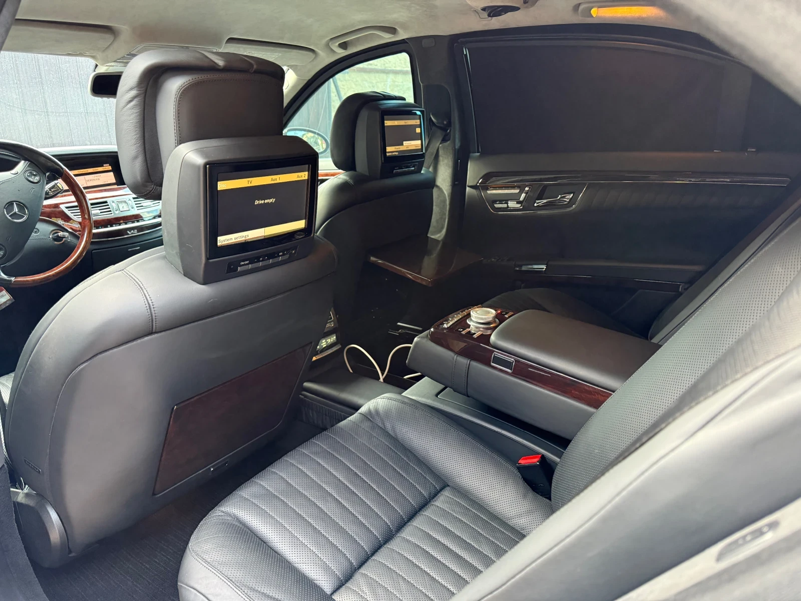 Mercedes-Benz S 600 БРОНИРАН* VR9* СЕРВИЗ* ЛИЗИНГ* , снимка 15 - Автомобили и джипове - 54527758
