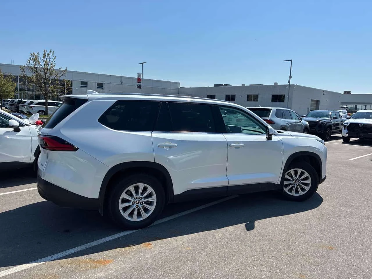 Toyota Grand Highlander * Hybrid * CARFAX * ��� ������������ ������ | Mobile.bg � ����������� 3