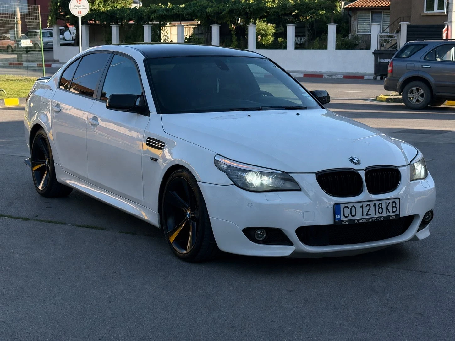 BMW 535 3.5d Facelift/Head up/Distrinik/M pack, снимка 4 - Автомобили и джипове - 55533613