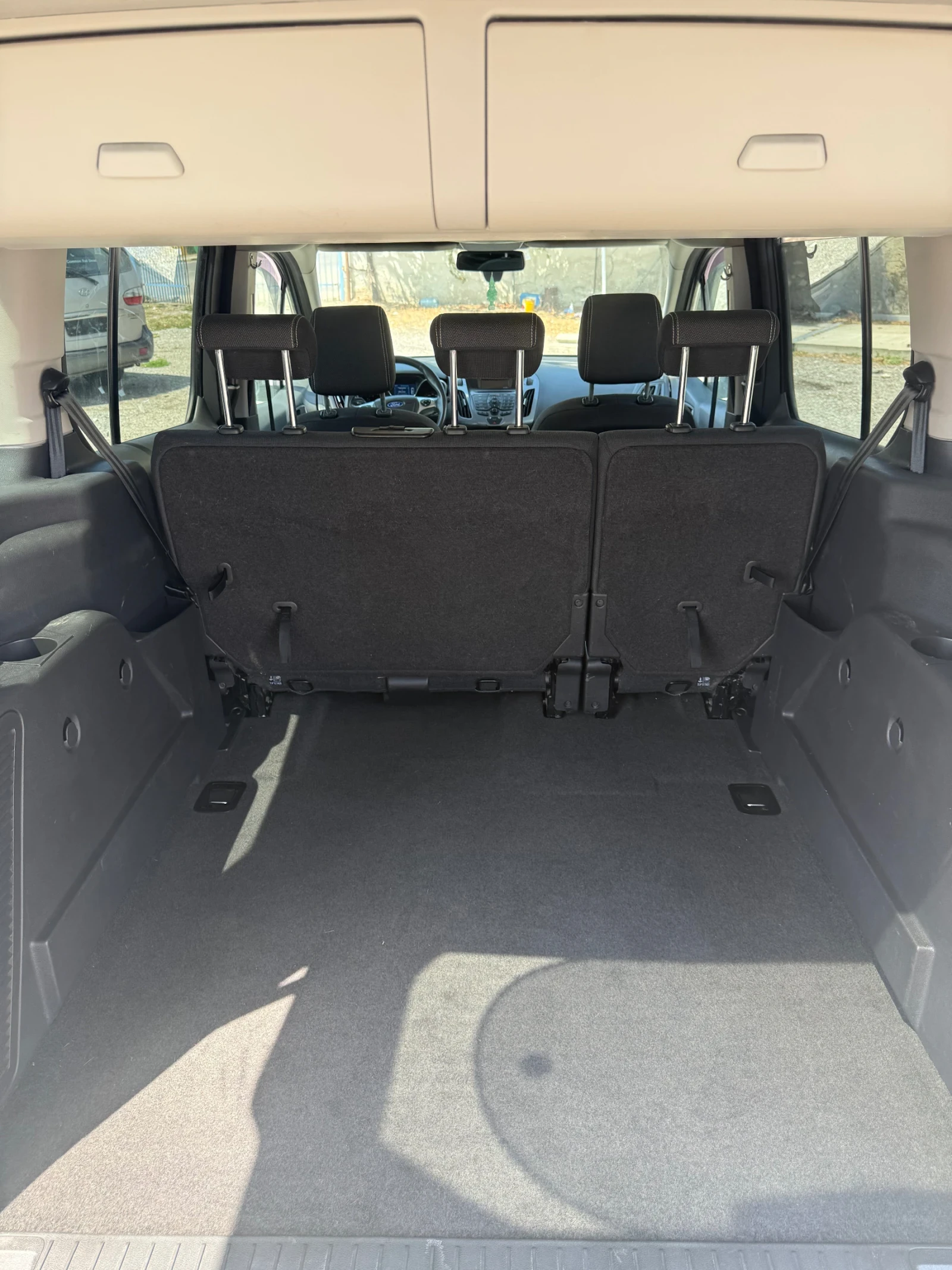 Ford Tourneo Connect Топ състояние , снимка 9 - Автомобили и джипове - 55670755