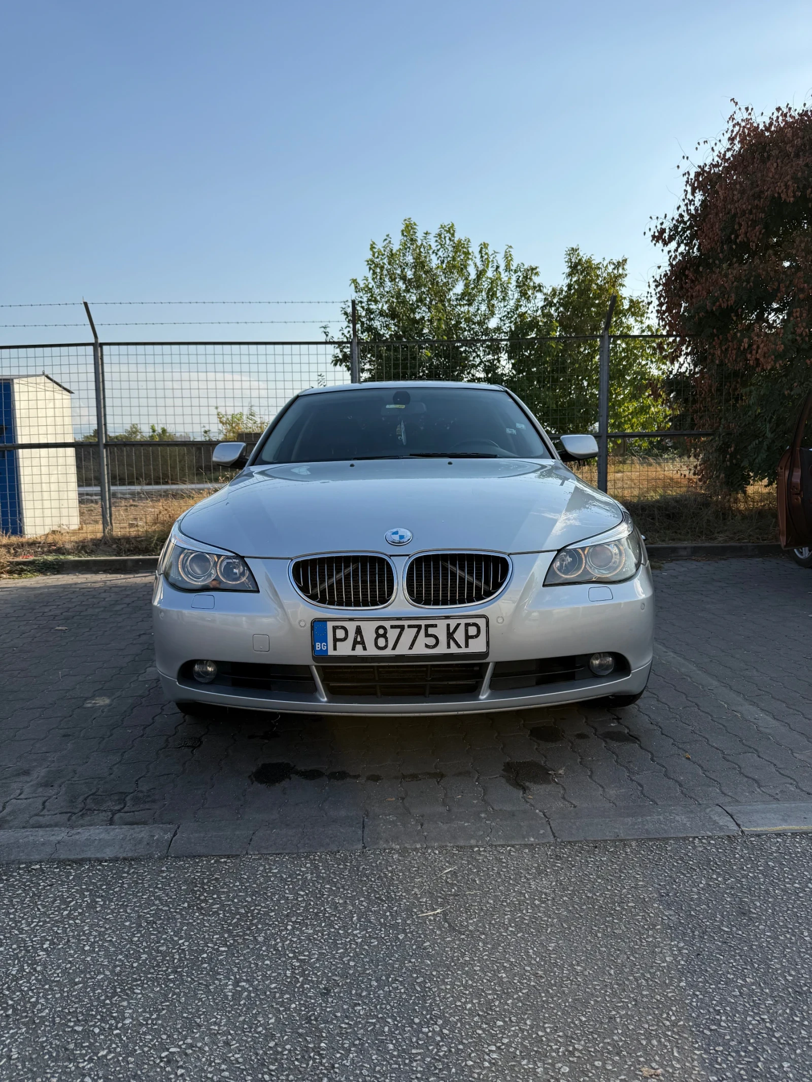 BMW 530 Xi, снимка 2 - Автомобили и джипове - 55890303
