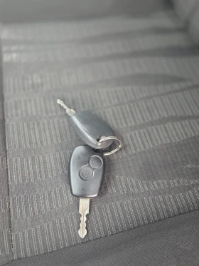 Dacia Duster 4x4* 1.6 16V* ОТЛИЧНА*  - 5500 € / 10757.07 лв. - 36516499 11