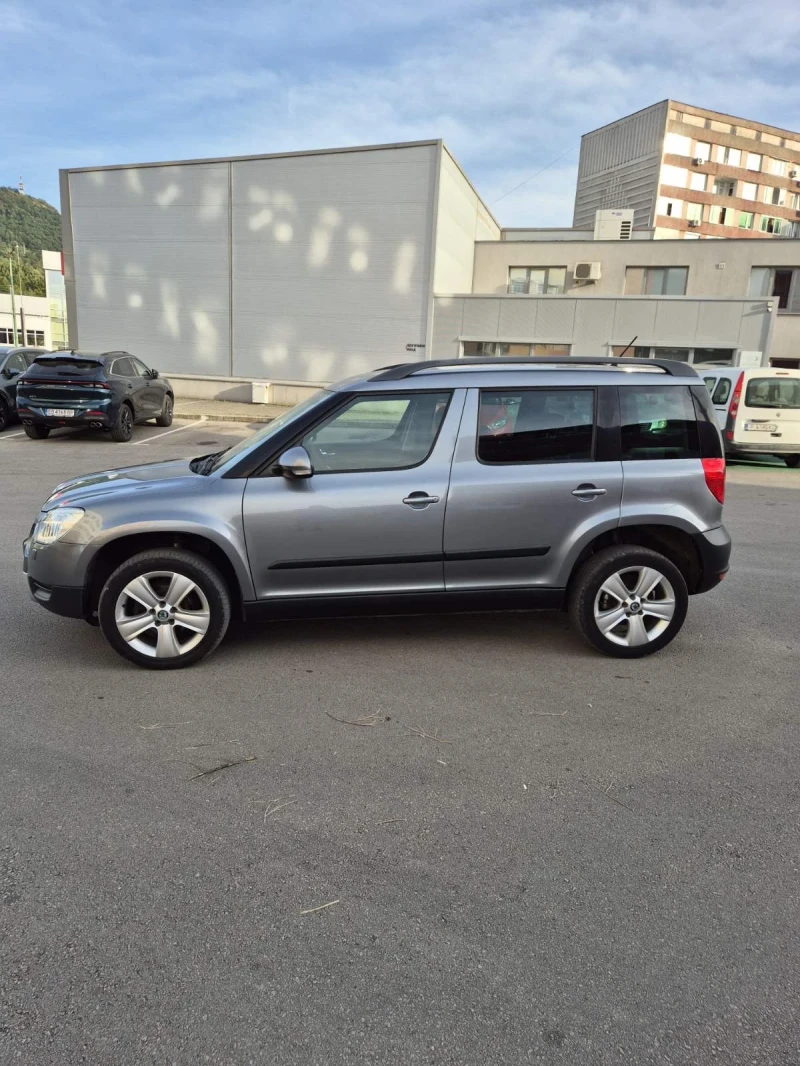 Skoda Yeti 2000 кб. TDI 4X4, снимка 5 - Автомобили и джипове - 47217670