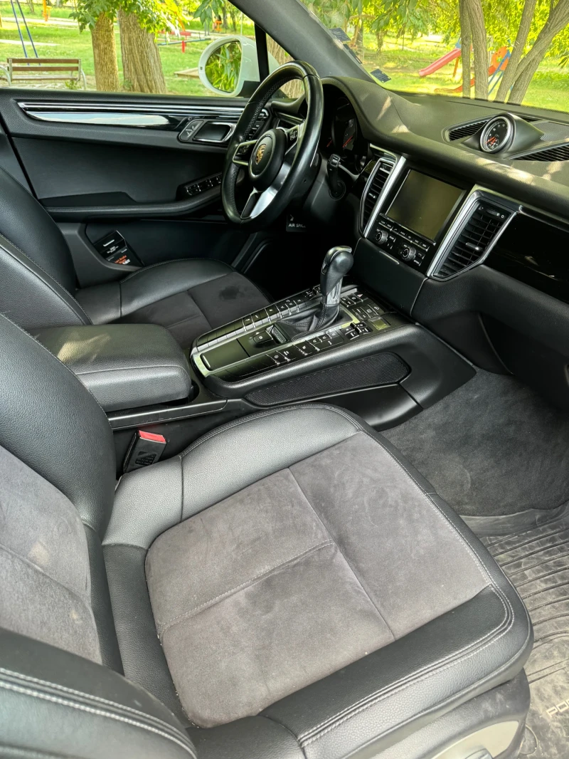 Porsche Macan S 3.0 V6 - Обслужена - ТОP състояние, снимка 11 - Автомобили и джипове - 52530579