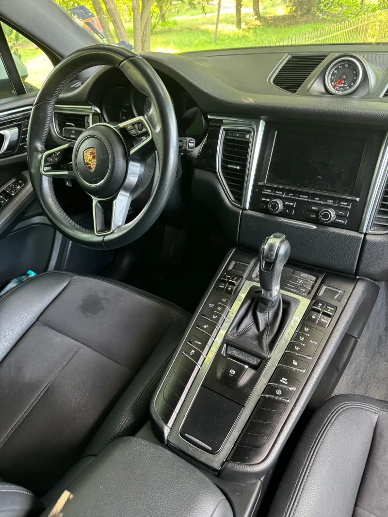 Porsche Macan S 3.0 V6 - Обслужена - ТОP състояние, снимка 16 - Автомобили и джипове - 52530579
