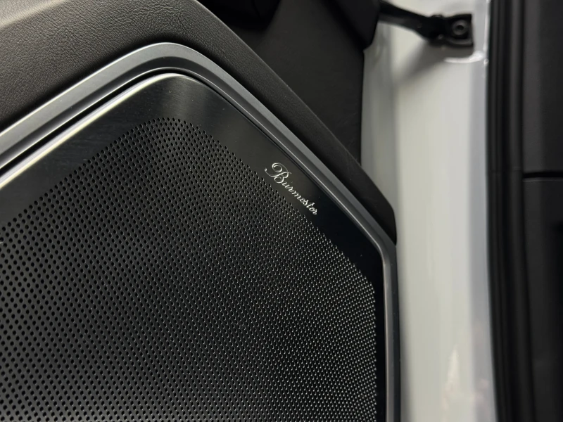 Porsche Cayenne E-Hybrid* Burmester* Sport Chrono* Pano, снимка 17 - Автомобили и джипове - 50531724