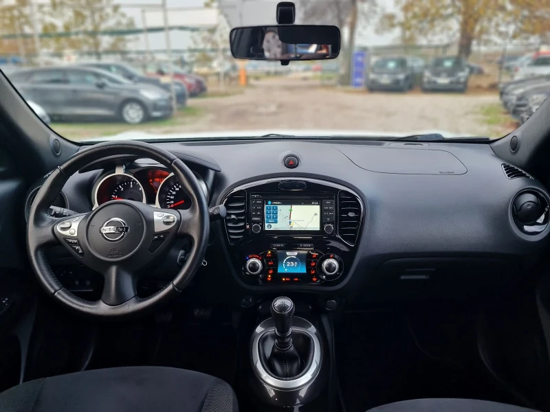 Nissan Juke 1.5dci-110kc/6ck/БЯЛА ПЕРЛА/НАВИ/СЕРВ.ИСТОРИЯ, снимка 9 - Автомобили и джипове - 50591261