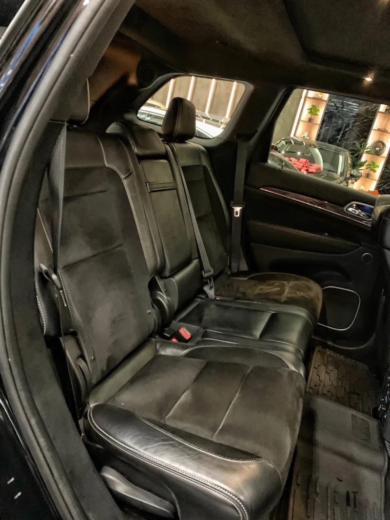 Jeep Grand cherokee V8 HEMI SRT, снимка 10 - Автомобили и джипове - 53023747