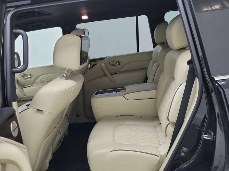 Infiniti QX80 * LUXE * CARFAX * , снимка 13 - Автомобили и джипове - 53566070