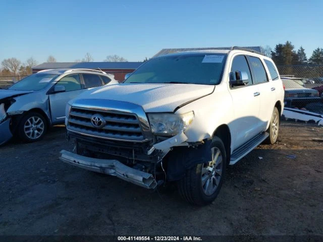 Toyota Sequoia LIMITED 5.7L V8* КОЖА* ЗАДНА КАМЕРА, снимка 8 - Автомобили и джипове - 48719675