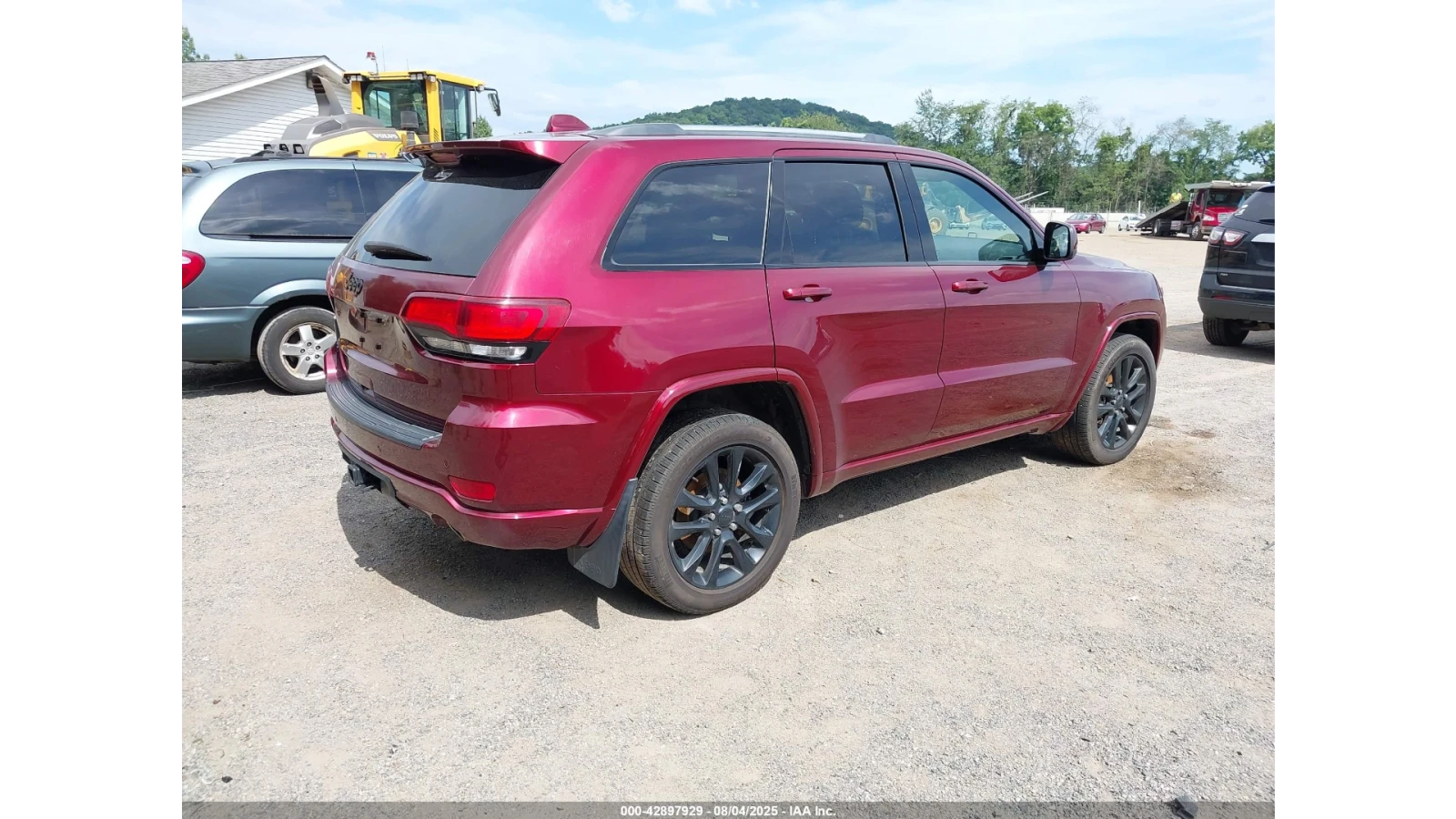Jeep Grand cherokee ALTITUDE - изображение 8