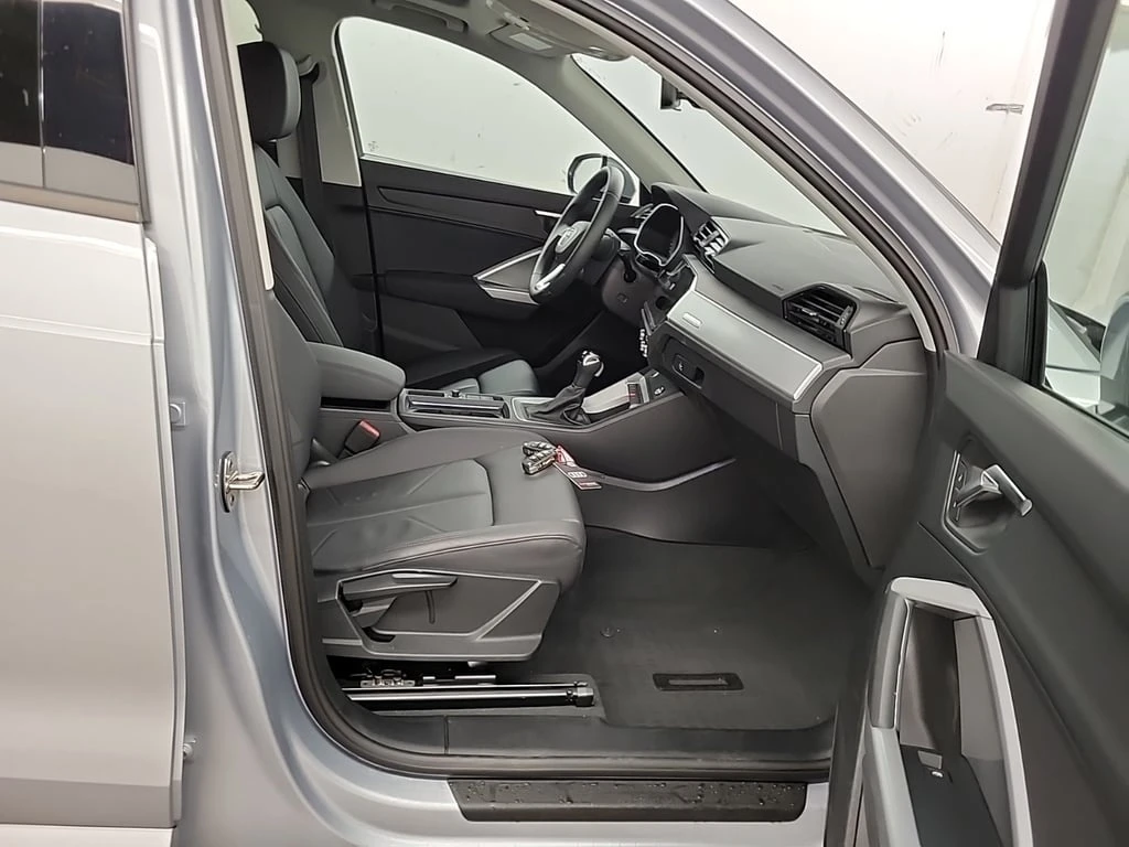 Audi Q3 * 40 TFSI quattro * CARFAX * БЕЗ ПЪРВОНАЧАЛНА ВНОС - изображение 5