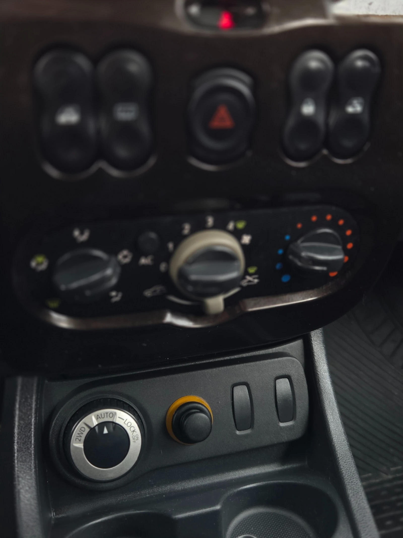 Dacia Duster 4x4* 1.6 16V* �������*  | Mobile.bg � ����������� 14