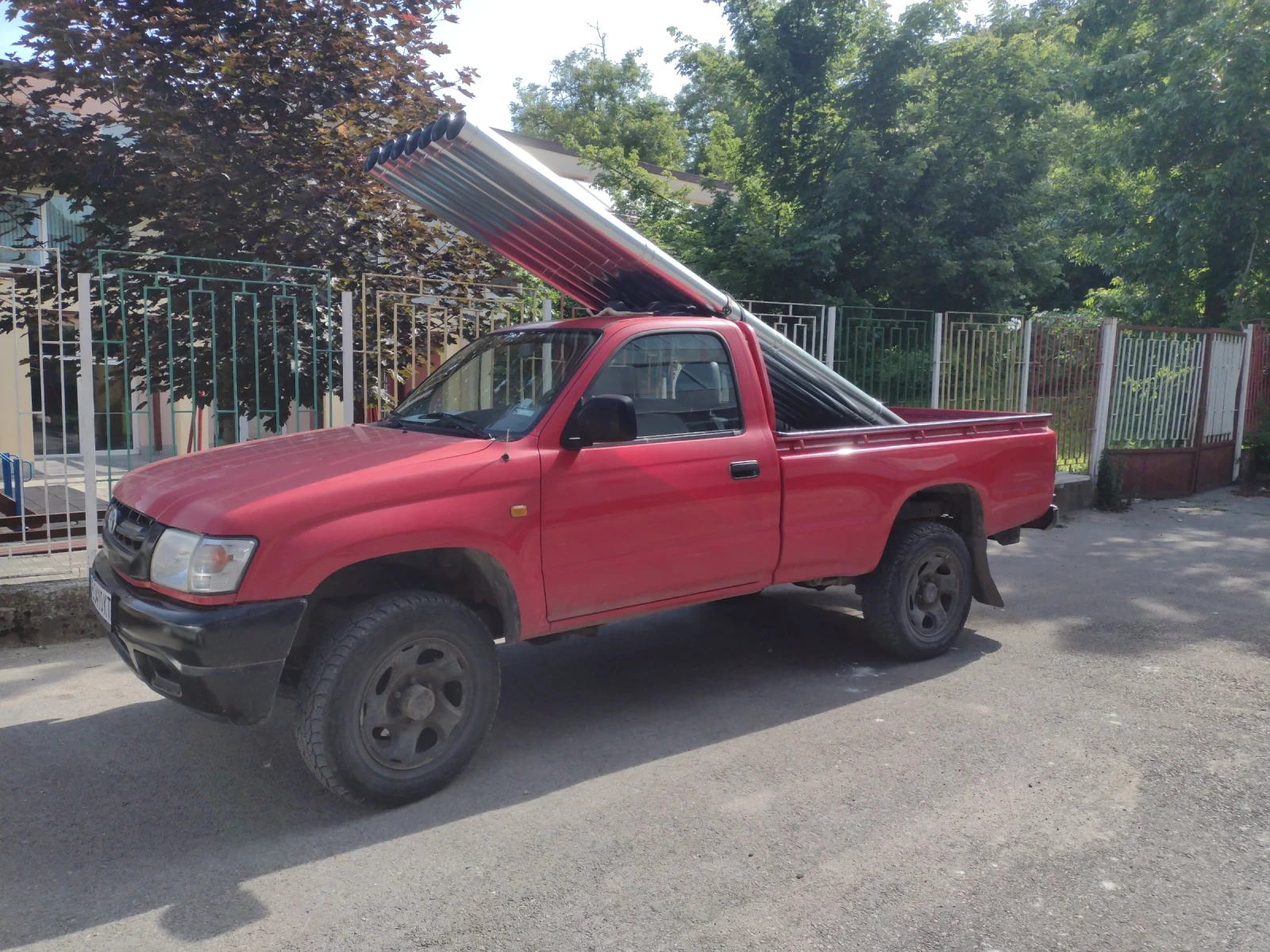 Toyota Hilux 2, 5D4D - изображение 2