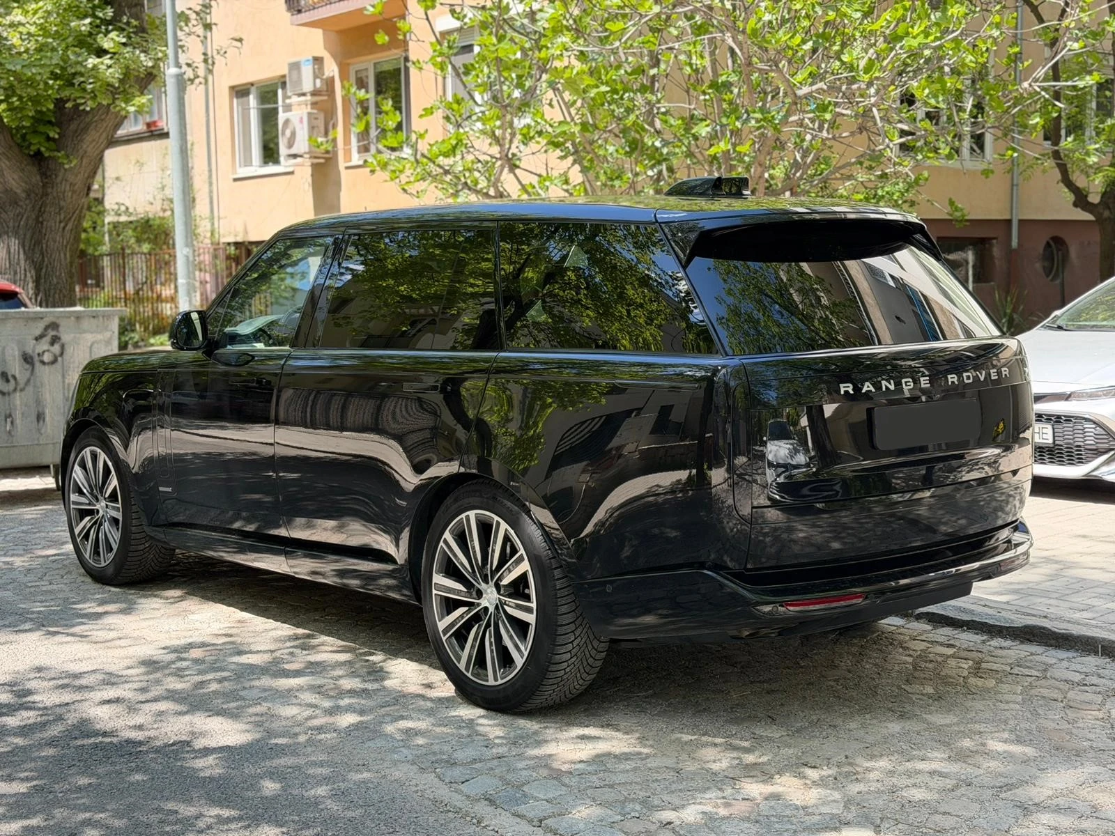 Land Rover Range rover P530 Autobiography LWB, снимка 3 - Автомобили и джипове - 54453930