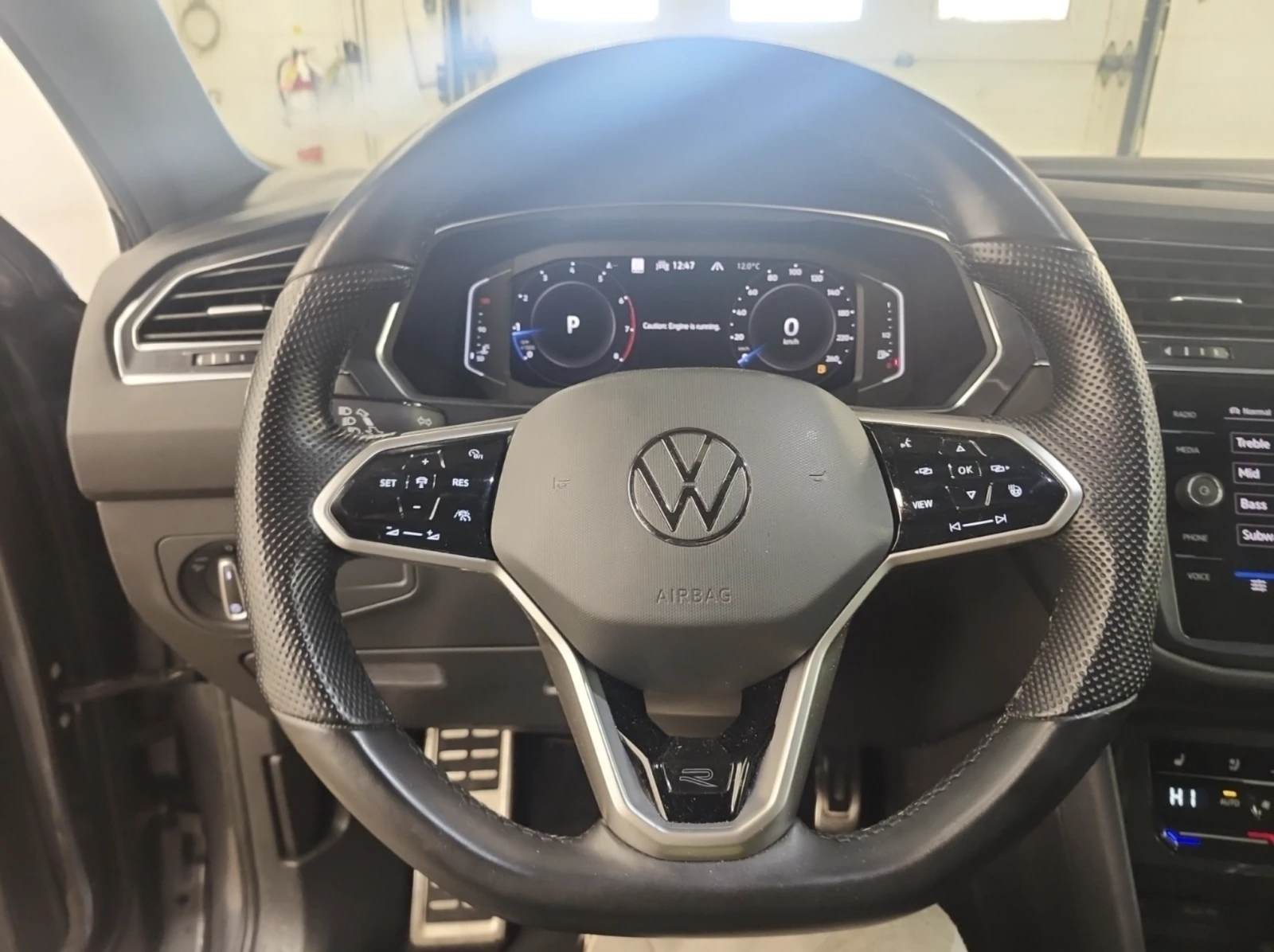 VW Tiguan 2022 Volkswagen TIGUAN HIGHLINE R-LINE, снимка 8 - Автомобили и джипове - 54791015