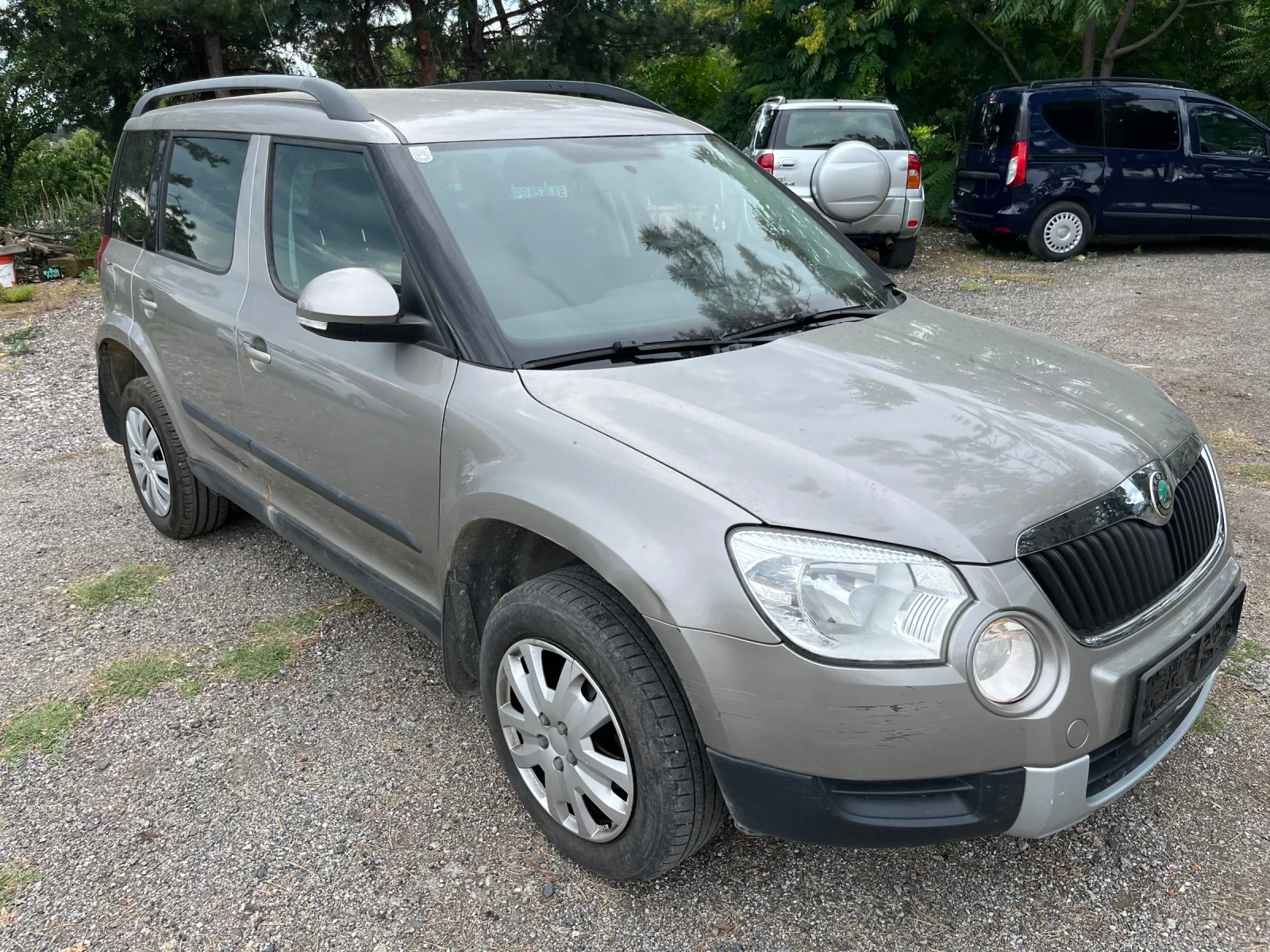 Skoda Yeti, снимка 3 - Автомобили и джипове - 55386393
