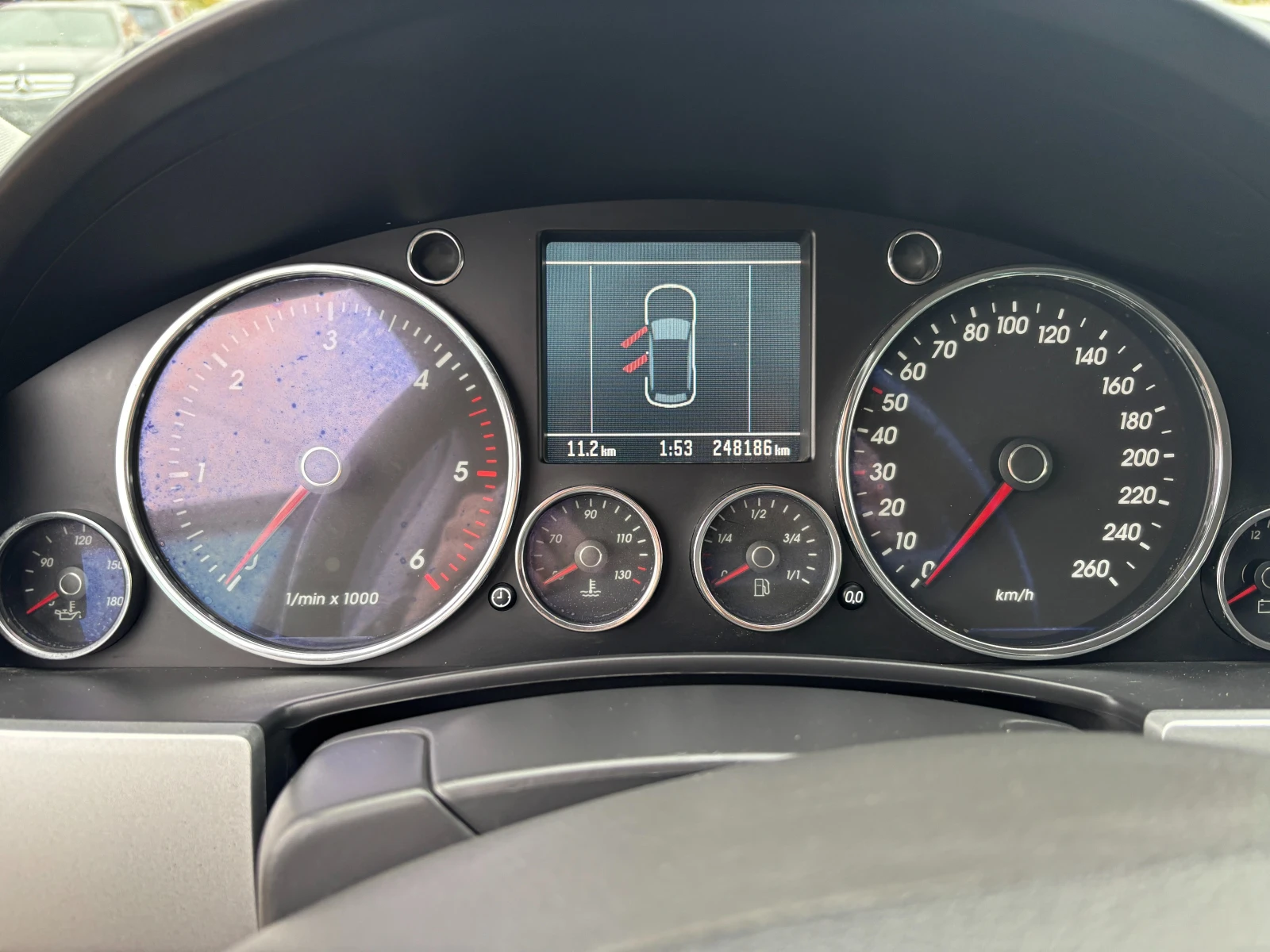 VW Touareg 3.0TDI V6 4Х4, снимка 16 - Автомобили и джипове - 56713174
