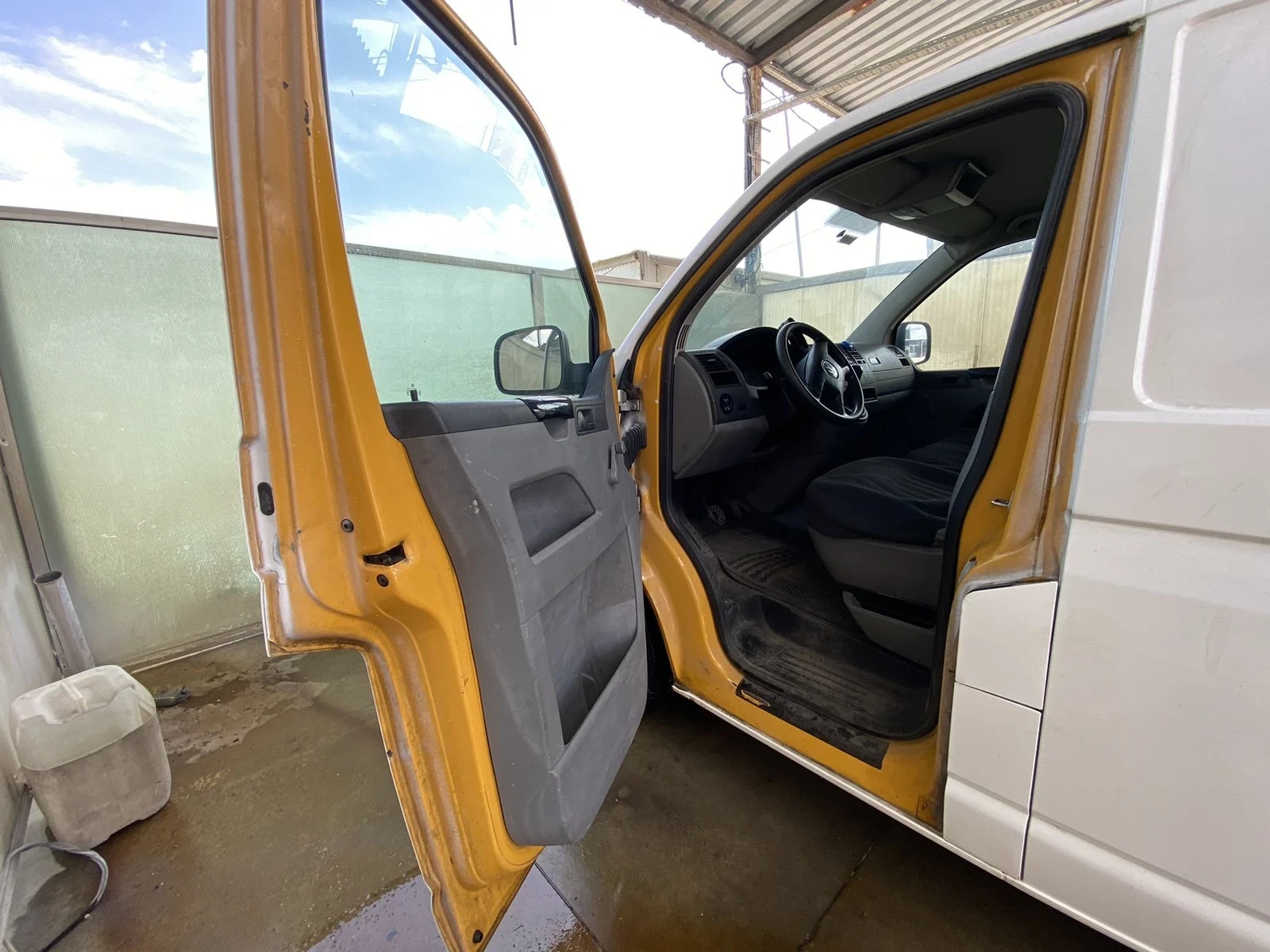 VW T5 2.0TDI Теглич! - изображение 9