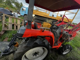 Трактор Kubota, снимка 3