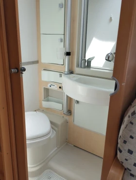 Обява за продажба на Кемпер HYMER / ERIBA Fiat Ducato ~48 000 лв. - изображение 8