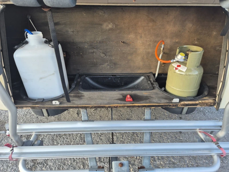 Каравана TEC 4 МЕСТА ФОРСЕЛТ , снимка 6 - Каравани и кемпери - 51668499