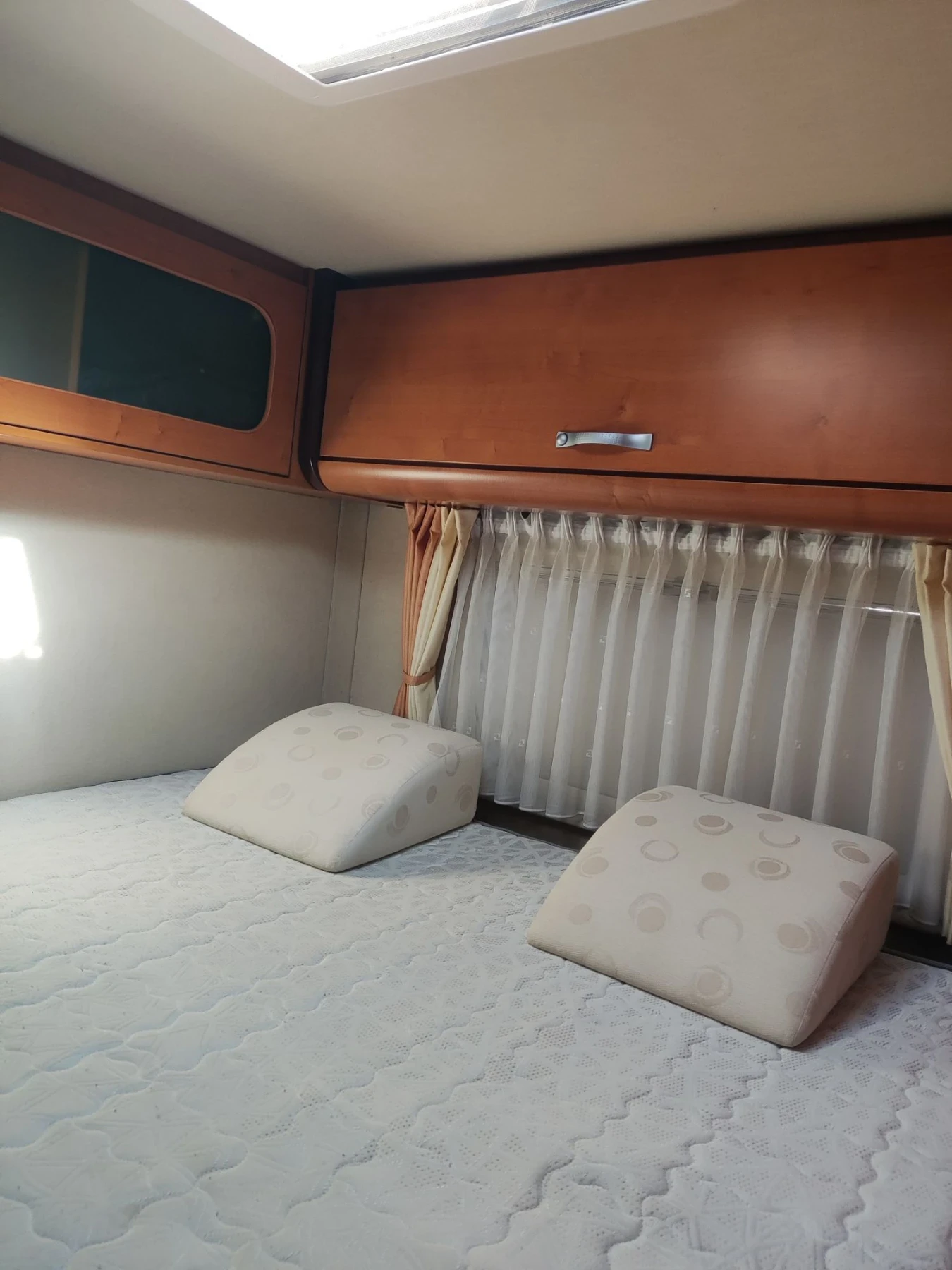������ Niesmann Bischoff Arto 69 G | Mobile.bg � ����������� 16